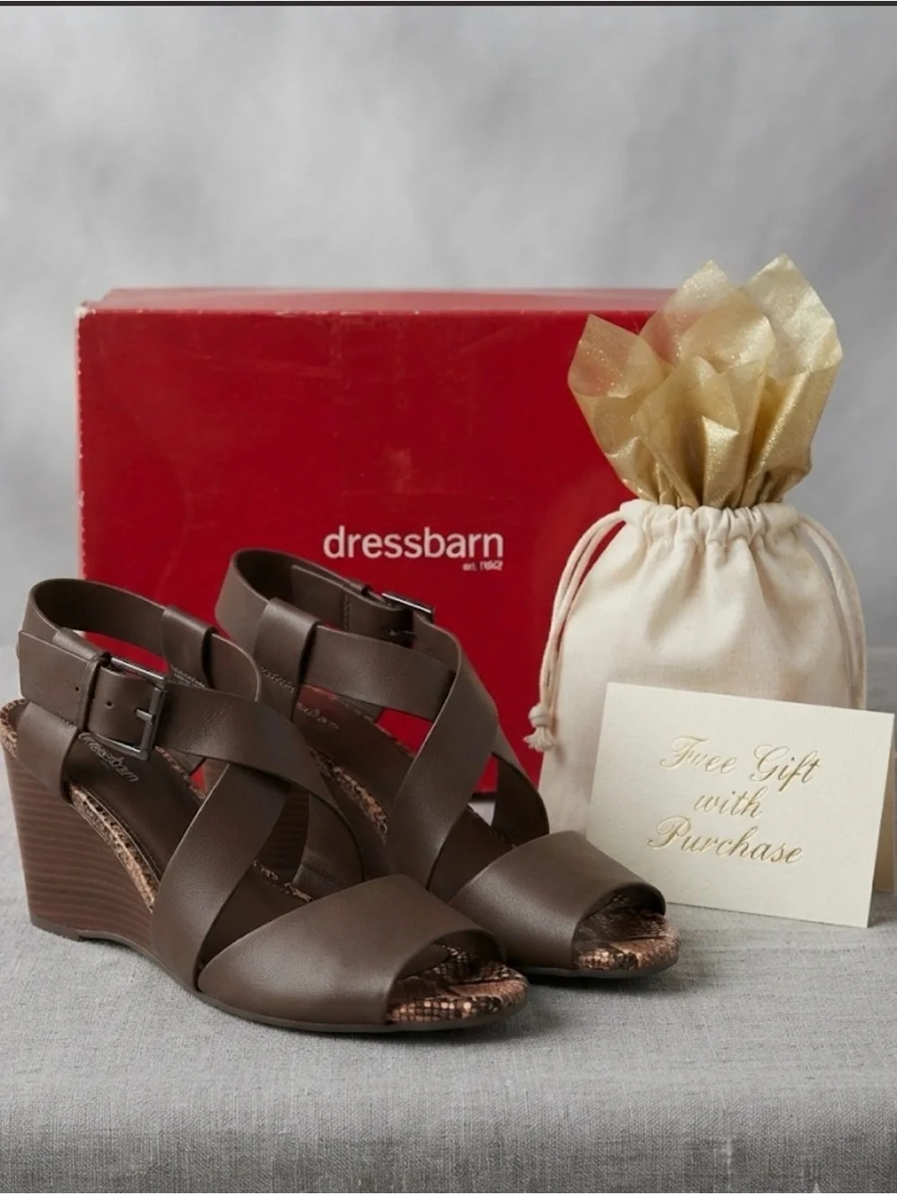 NIB Vintage dressbarn Brown Crisscross Wedge Sandals with Snakeskin Trim- 9